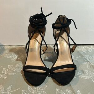 Ladies size 9 sandal heels. Never worn. Allegra K.